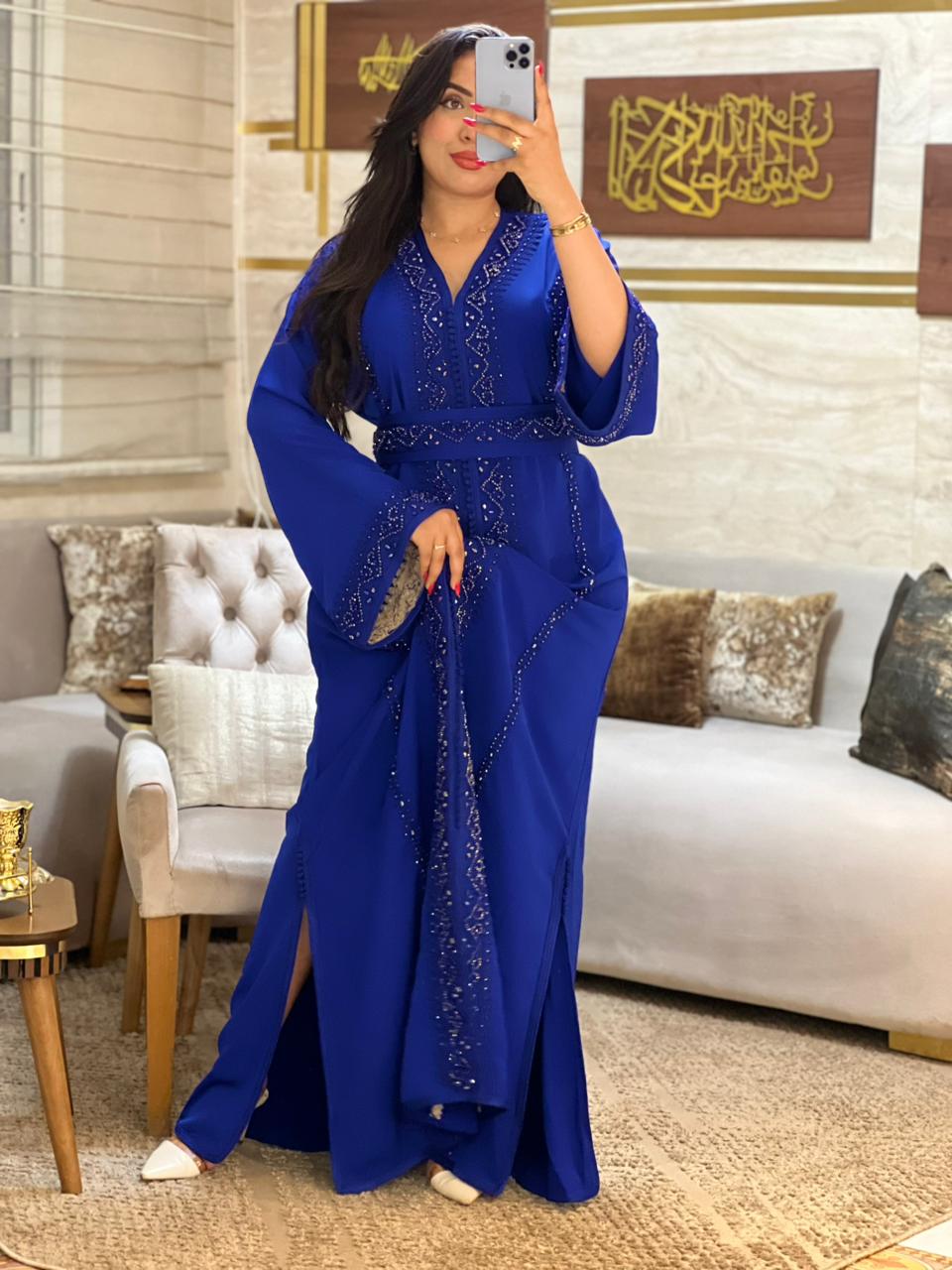 Caftan with sumptuous embroidery and handcrafted agate inlays